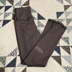 Fleo tan and chocolate Patterned Leggings